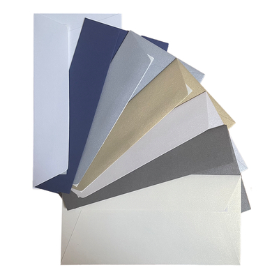 Curious Metallics Enveloppen