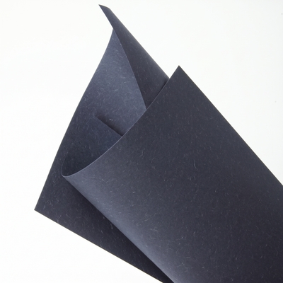 papier Refit Wool Blue 360g 720x1020mm ingeriemd FSC®